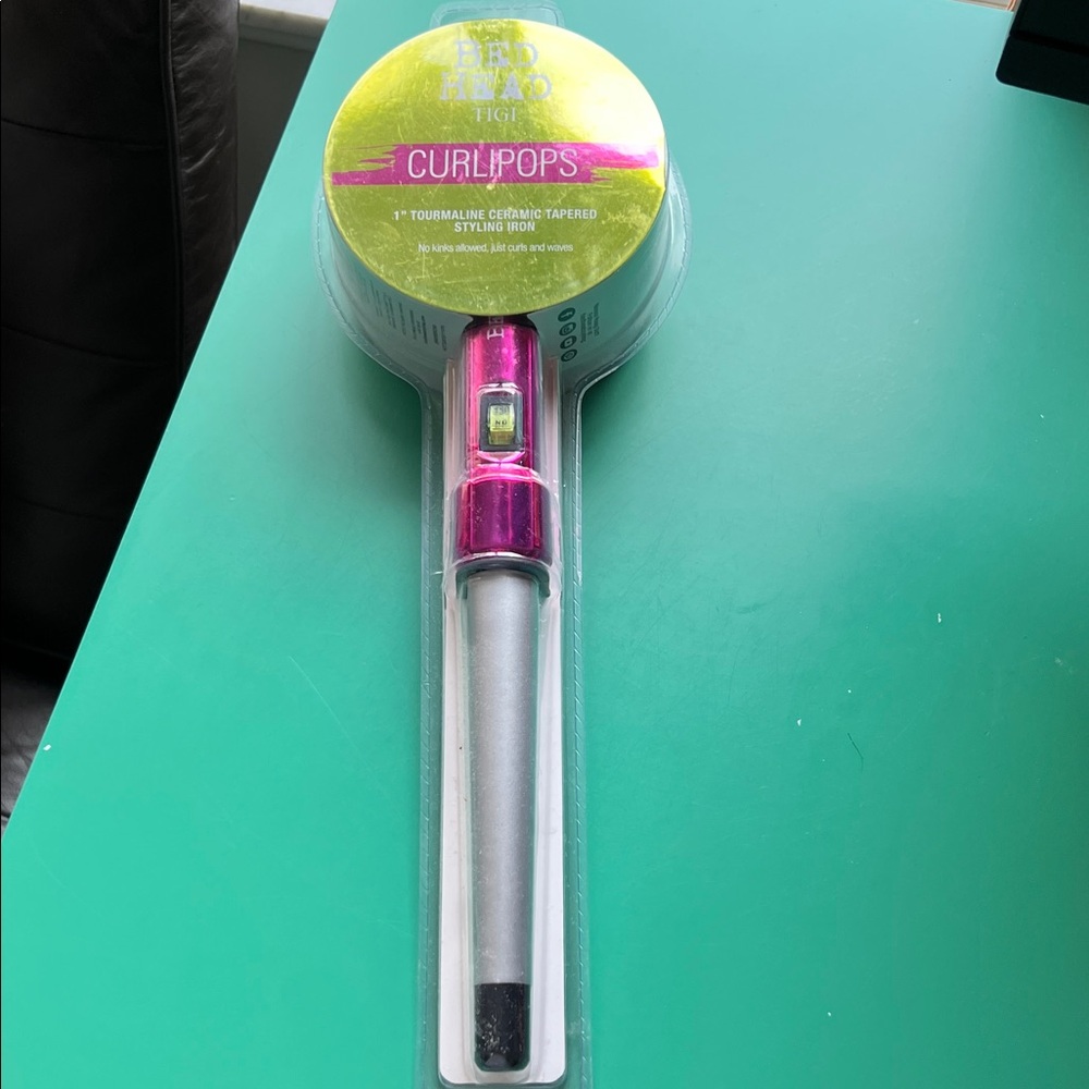 TIGI Curlipops Pink and Silver Styling Wand